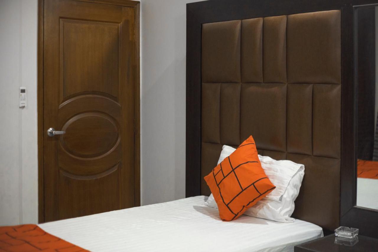 Goho Rooms Badar Carachi Exterior foto