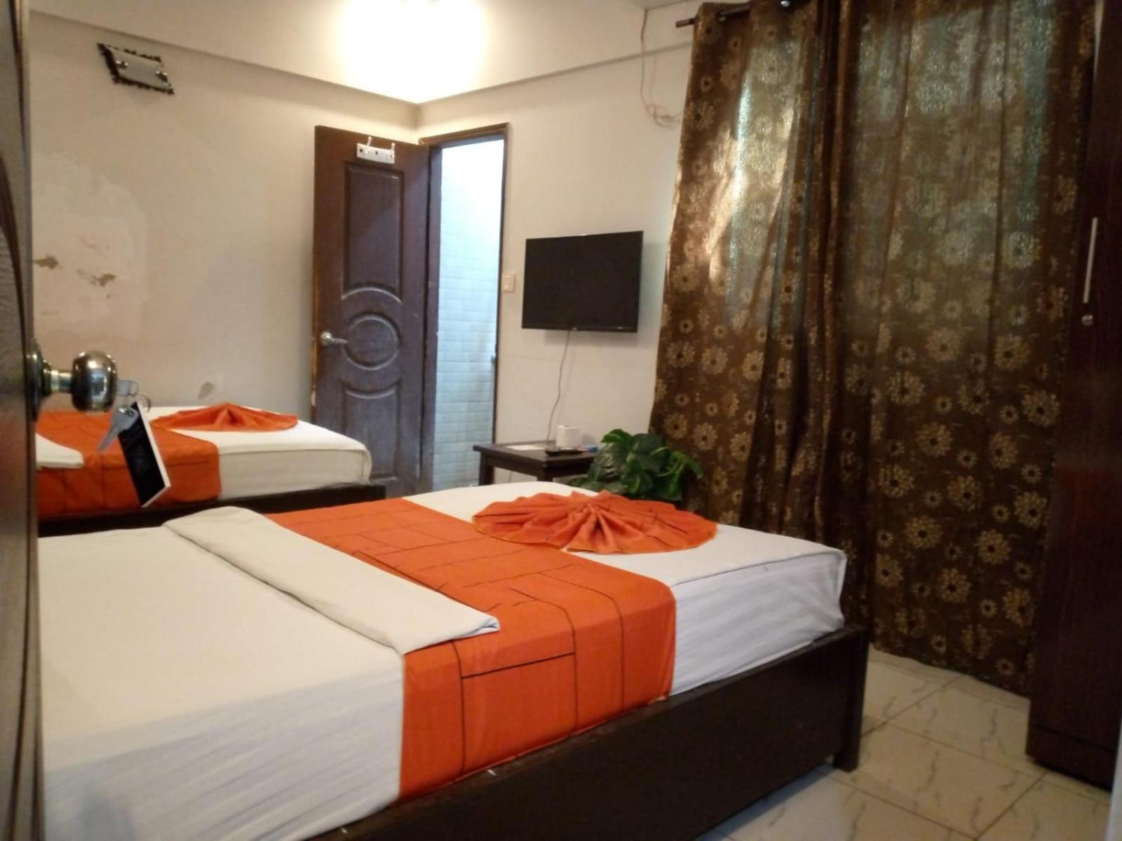 Goho Rooms Badar Carachi Exterior foto