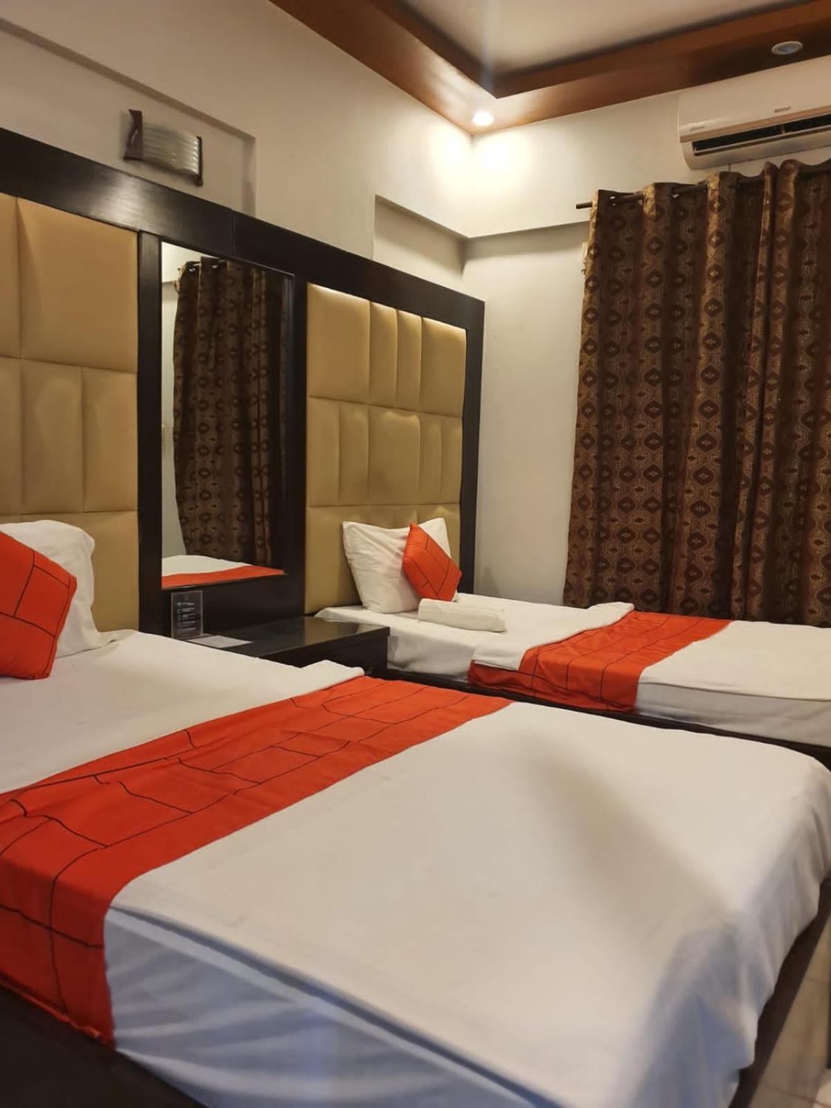 Goho Rooms Badar Carachi Exterior foto