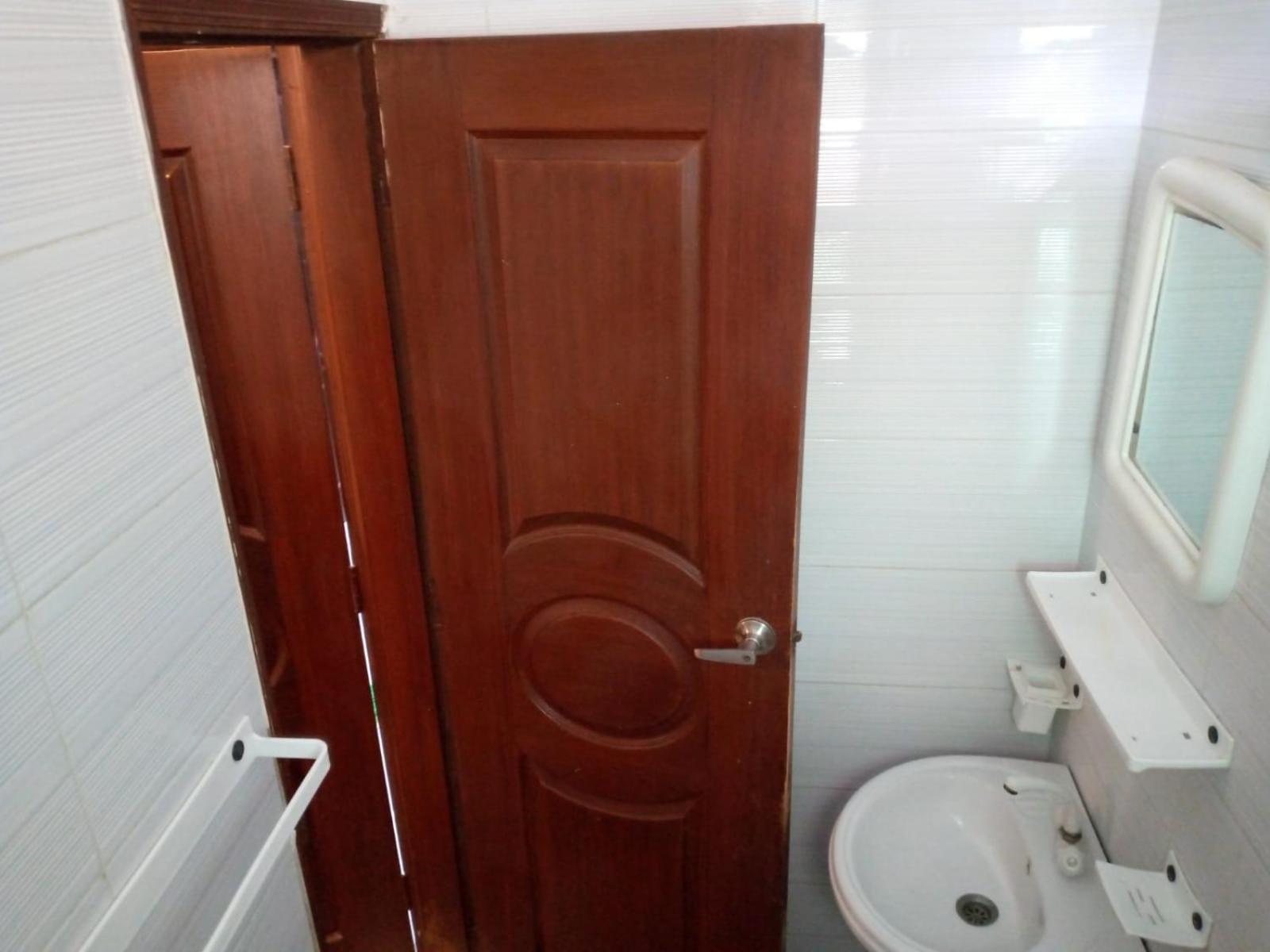 Goho Rooms Badar Carachi Exterior foto