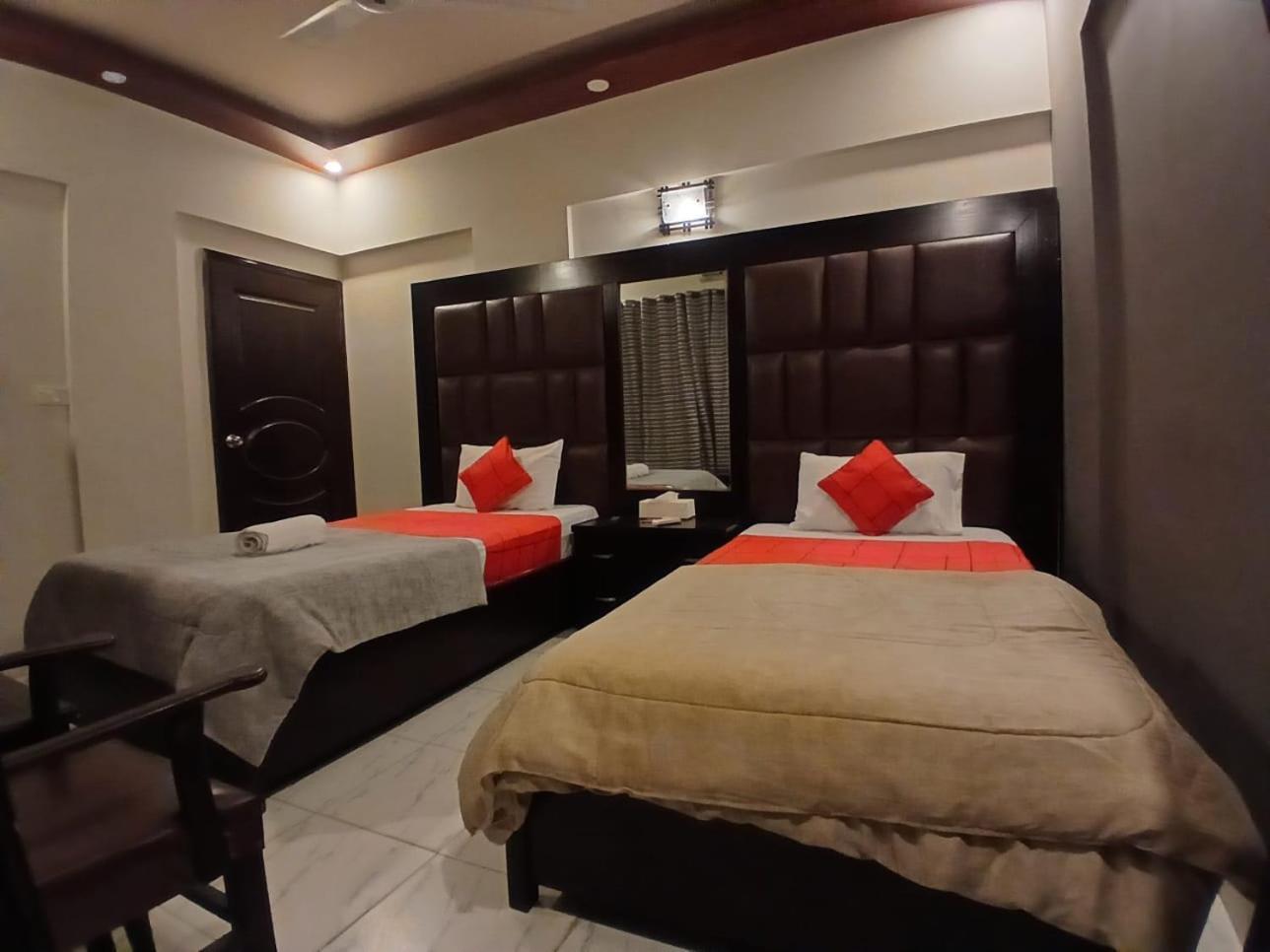 Goho Rooms Badar Carachi Exterior foto